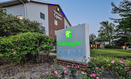 Holiday Inn Express Chicago NW - Vernon Hills by IHG