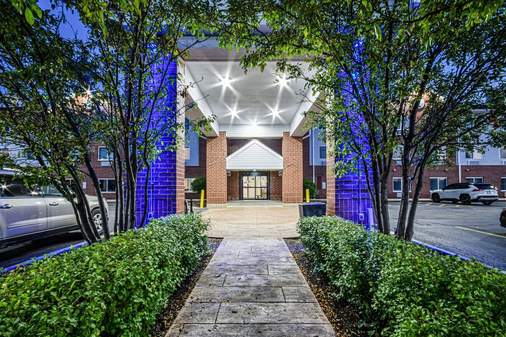 Holiday Inn Express Chicago NW - Vernon Hills by IHG