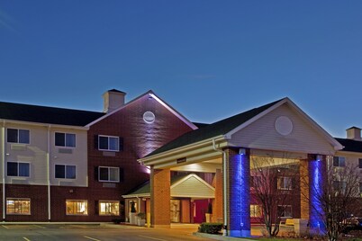 Holiday Inn Express Chicago NW - Vernon Hills by IHG