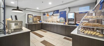 Holiday Inn Express Chicago NW - Vernon Hills by IHG
