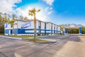 EntrĂ©e de lâhĂ©bergement