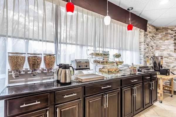 Free buffet breakfast