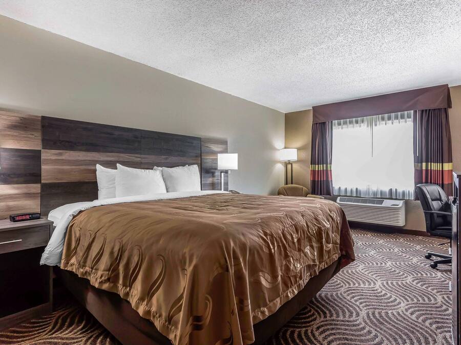 Desk, iron/ironing board, free WiFi, alarm clocks