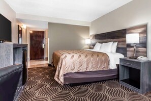 Desk, iron/ironing board, free WiFi, bed sheets