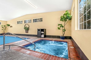 Inomhuspool