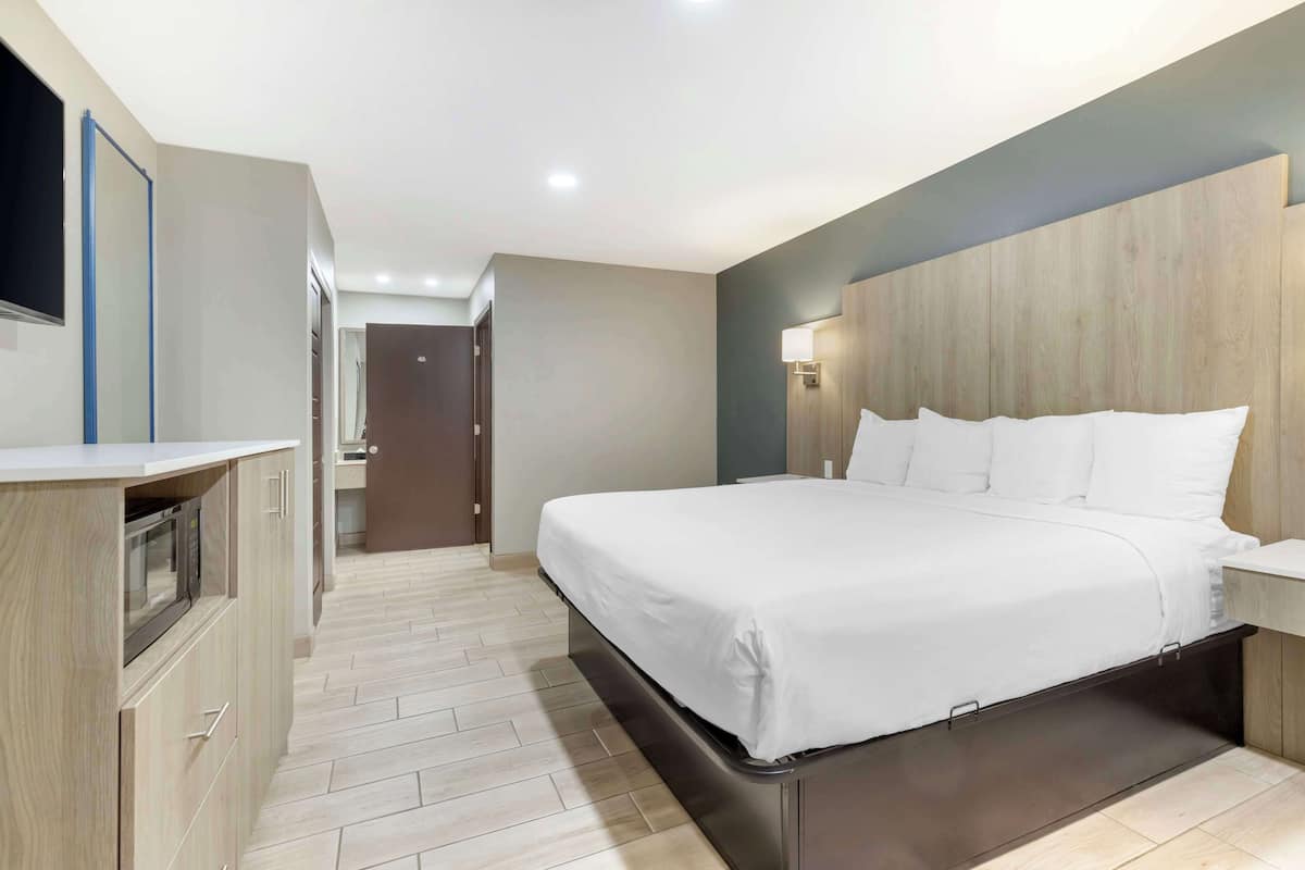 Pillow-top beds, in-room safe, desk, laptop workspace