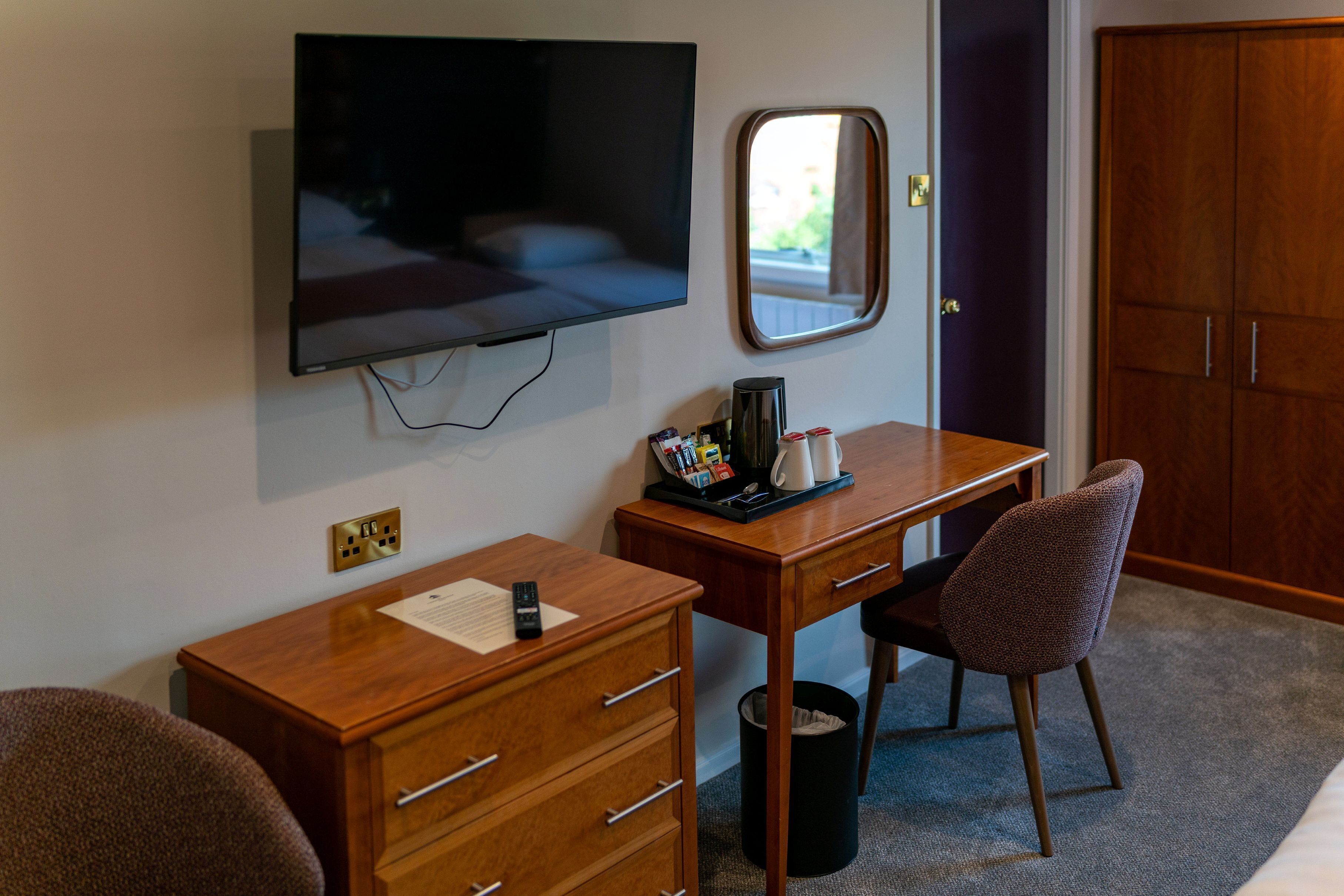 standard double room | free wifi, bed sheets