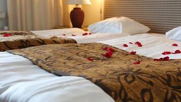 Kahden hengen standard-huone (kaksi sänkyä) | Silitysrauta/-lauta, ilmainen Wi-Fi, vuodevaatteet