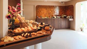Desayuno buffet incluido todos los días