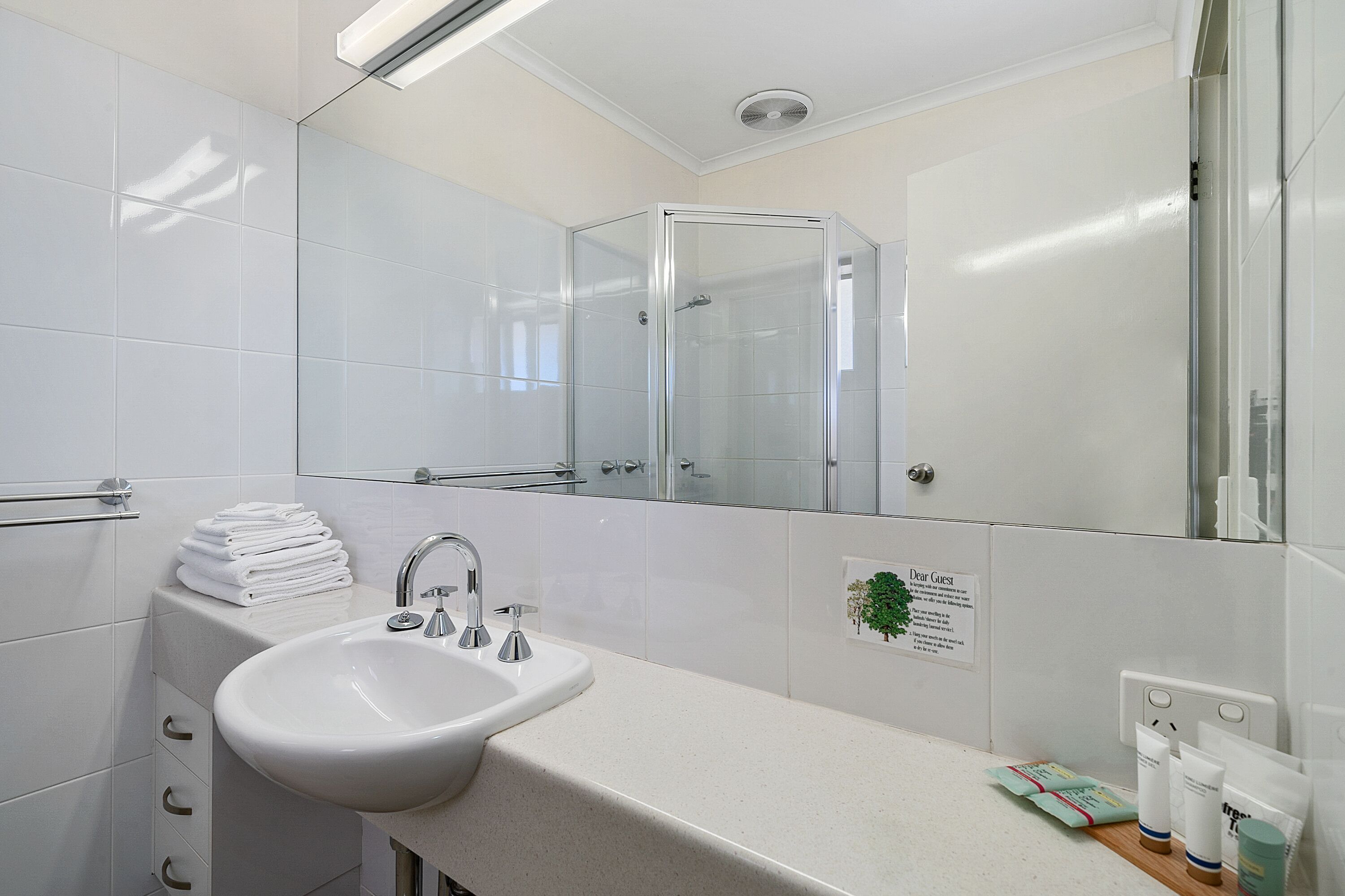 superior twin | bathroom | free toiletries, hair dryer, towels