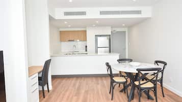 Executive 1 Bedroom Apartment | Living area