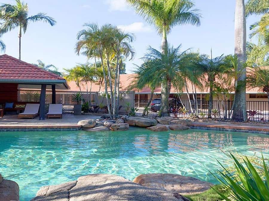 Outdoor pool, sun loungers