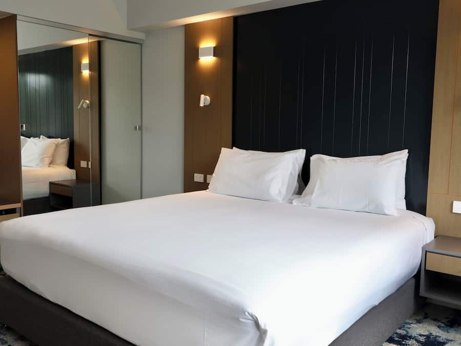 2 Bedroom Apartment | Desk, laptop workspace, iron/ironing board, free WiFi