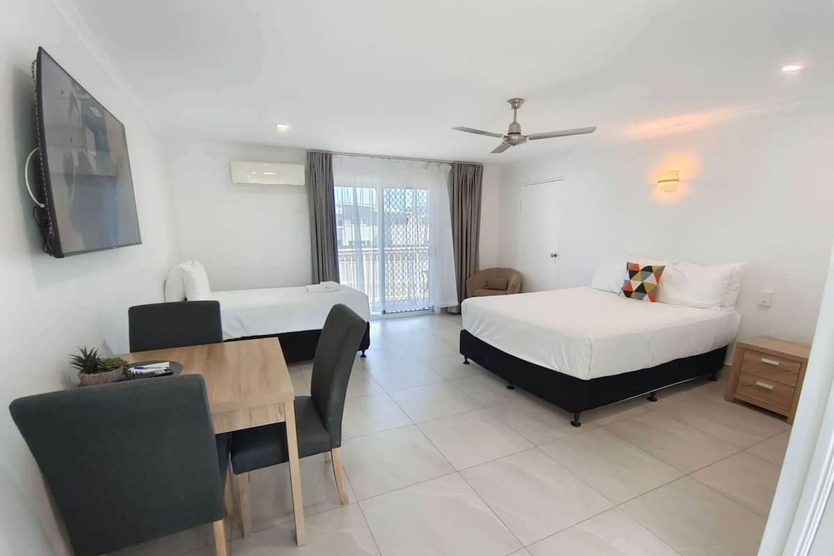Executive-Suite, Mehrere Betten, Nichtraucher, Balkon (Larger Room)