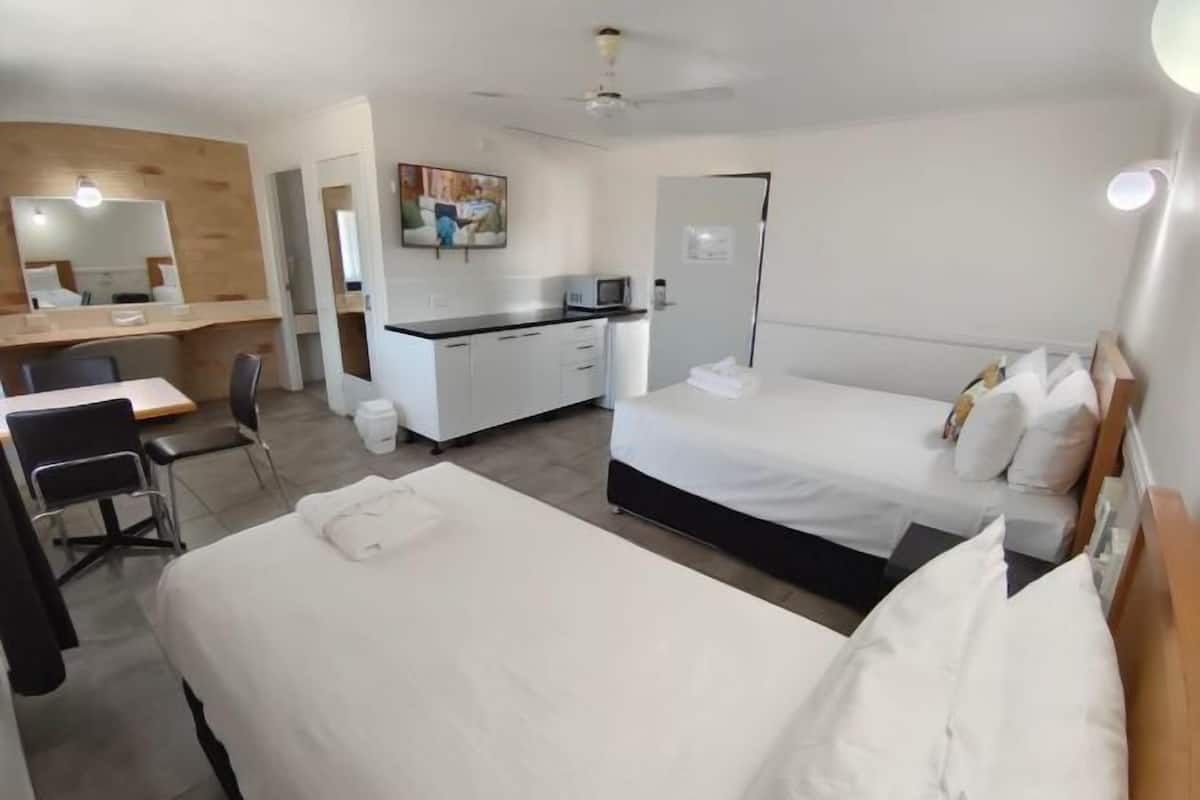 1 bedroom, memory foam beds, in-room safe, desk
