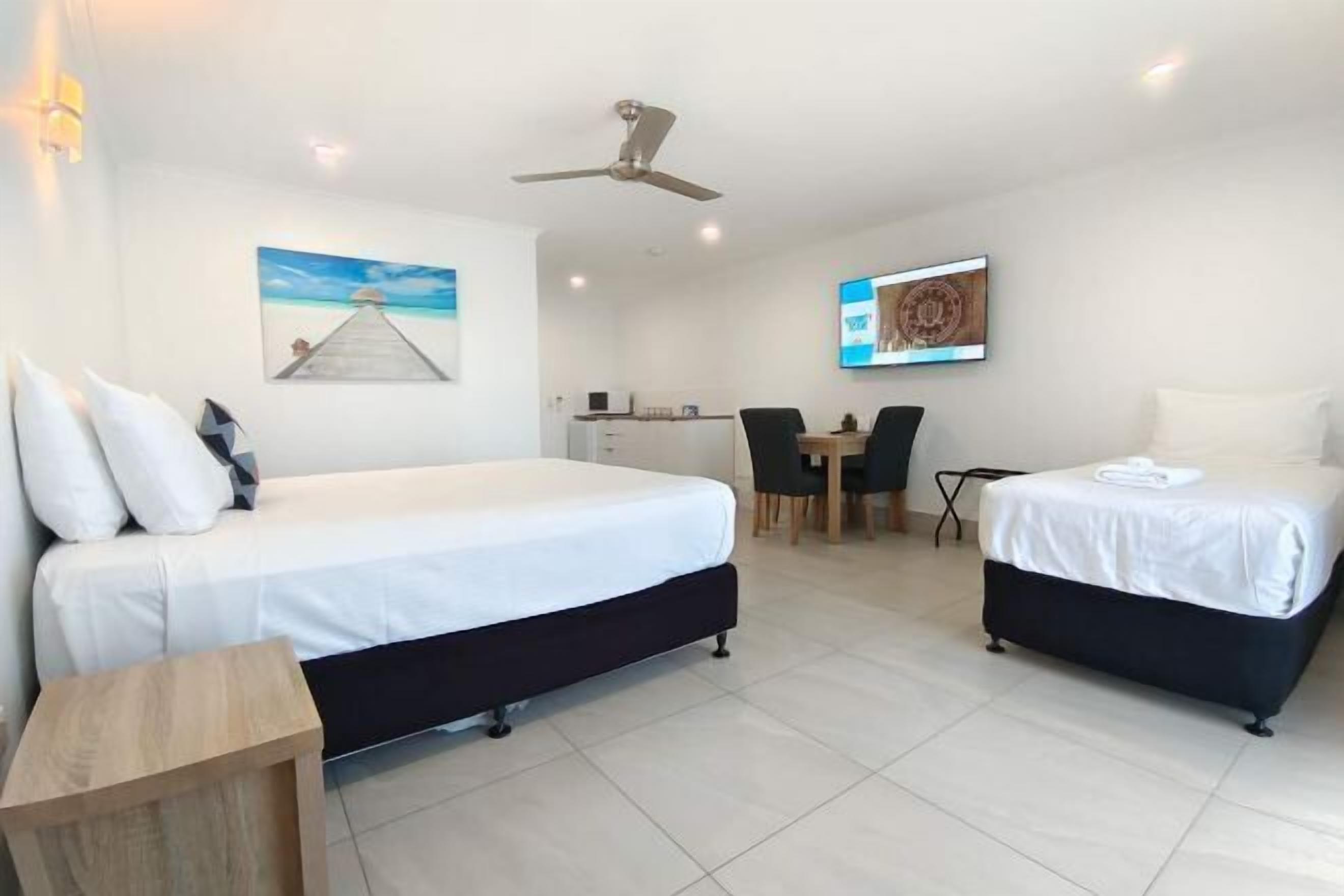 1 chambre, coffres-forts dans les chambres, bureau, rideaux occultants