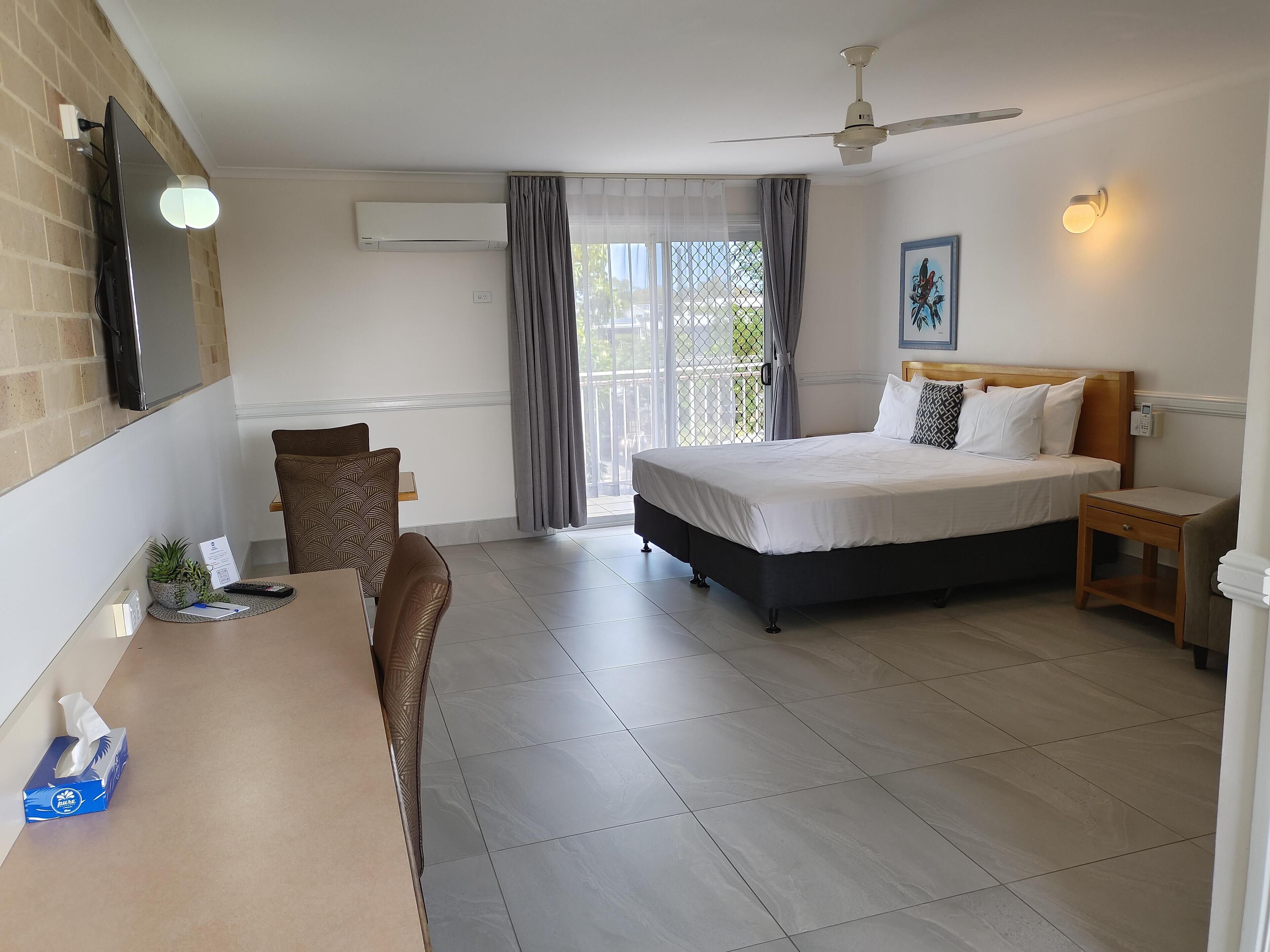 Executive Room, 1 King Bed, Non Smoking, Balcony (Larger Room) | View from room