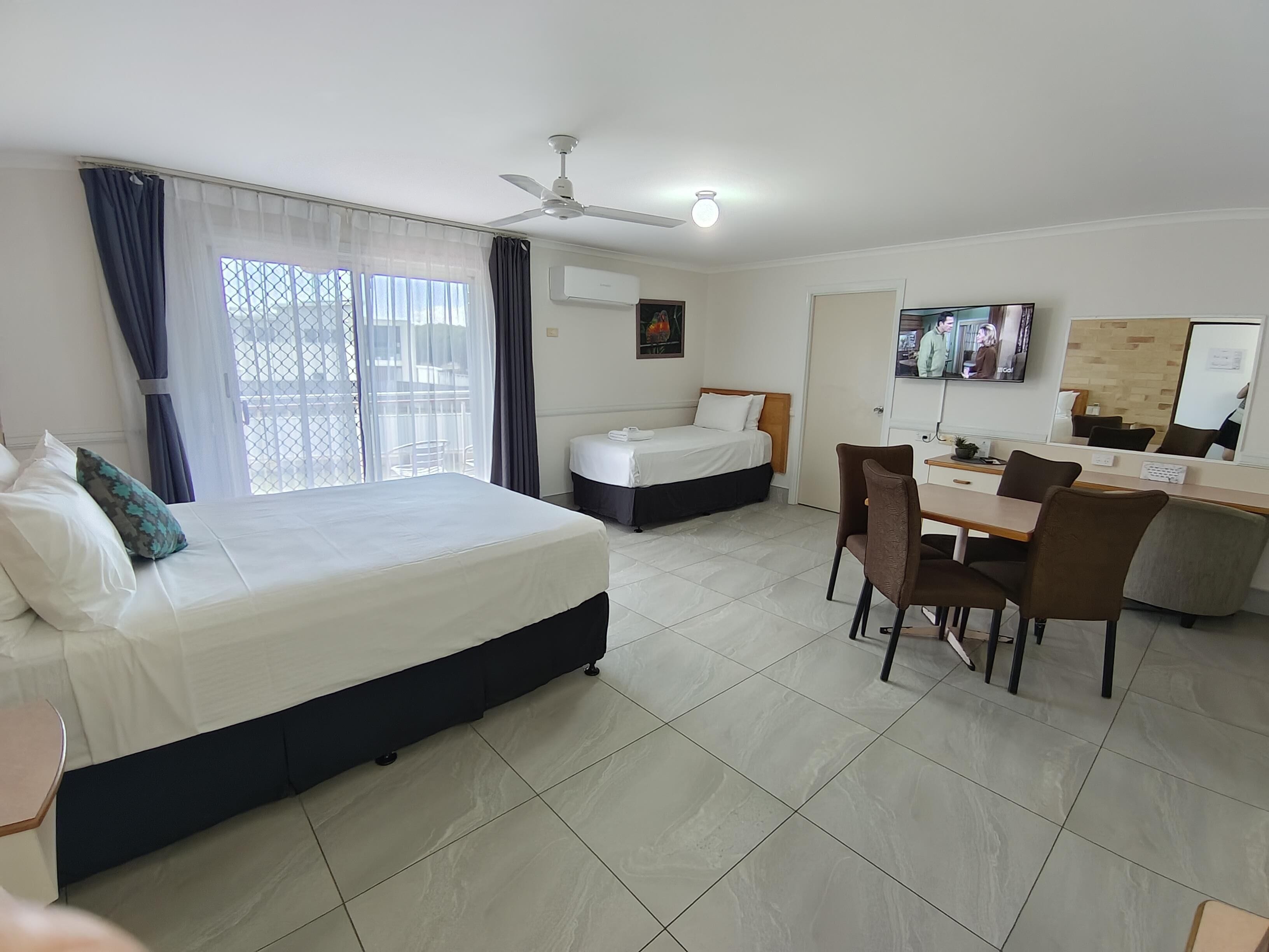 Suite, plusieurs lits, non-fumeur, balcon