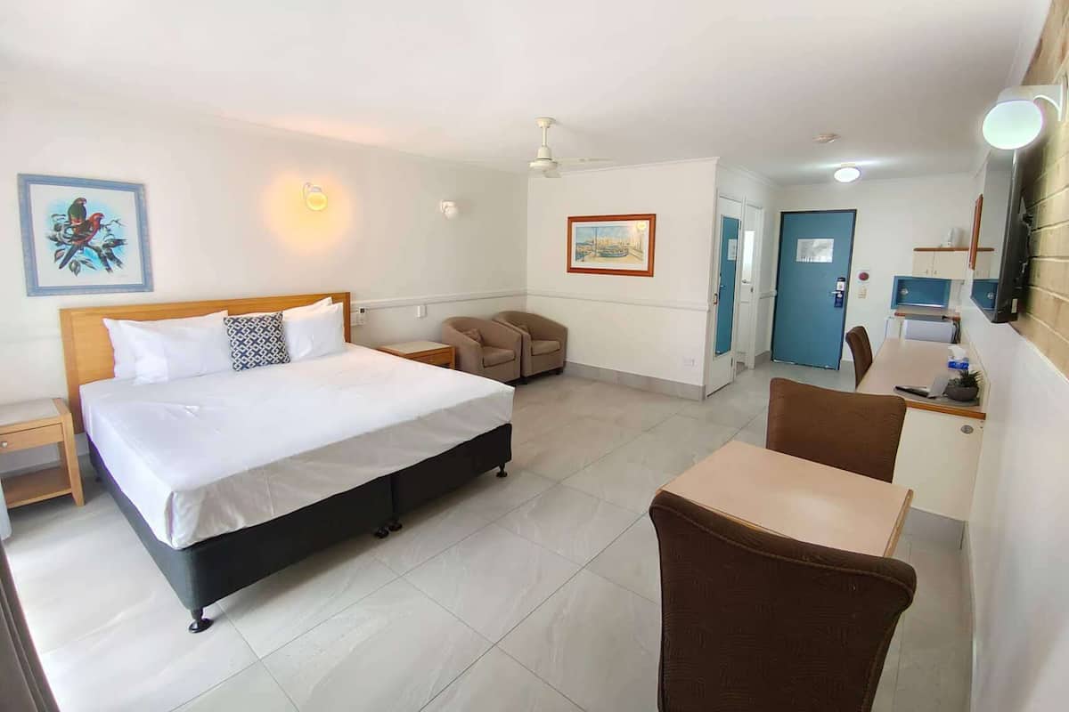 1 bedroom, memory foam beds, in-room safe, desk
