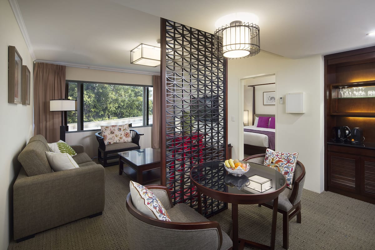 Suite | Living area | 42-inch LED TV with satellite channels, TV