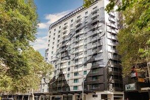 Exterior - Wyndham Suites Sydney (Sydney)