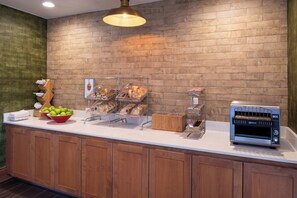 Free daily buffet breakfast