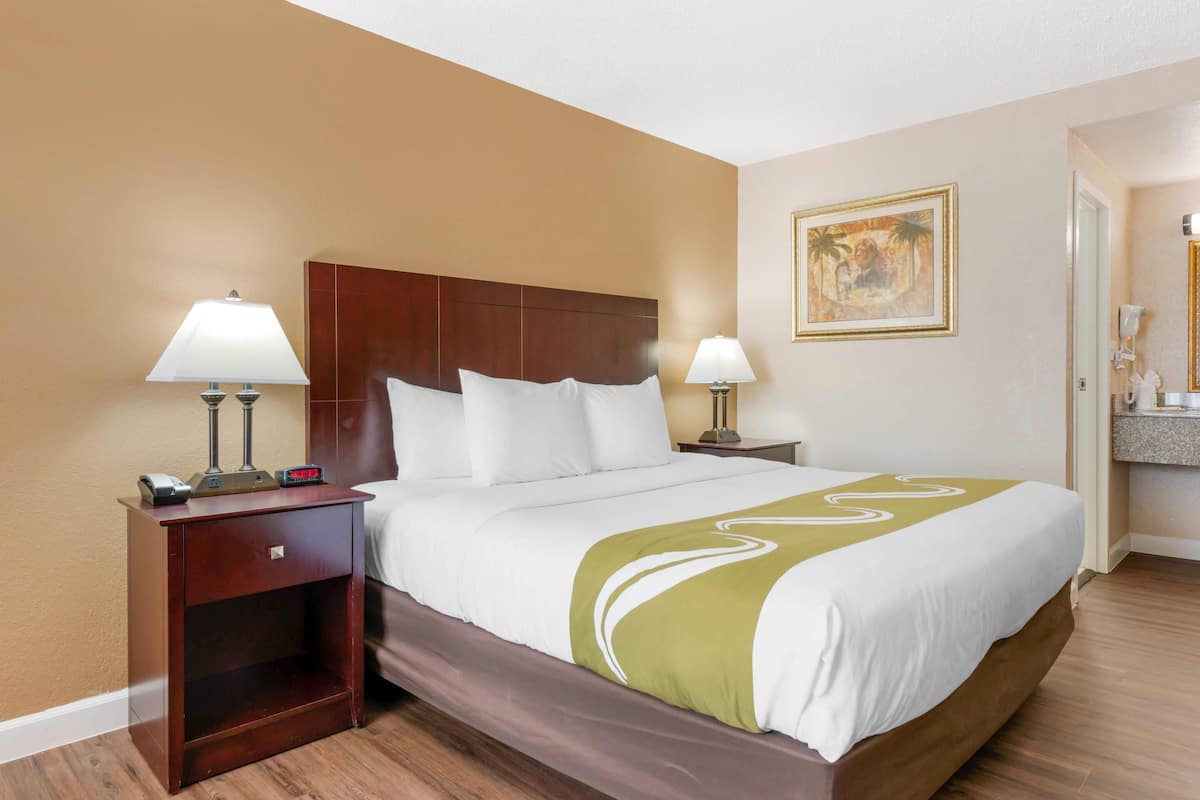 In-room safe, desk, laptop workspace, iron/ironing board