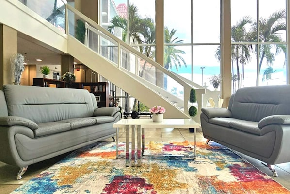 Lobby - Quality Inn & Suites Conference Center (New Port Richey)