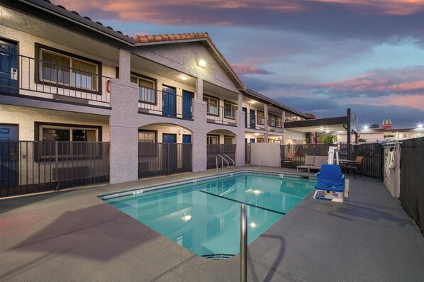 Exterior - SureStay Hotel by Best Western Williams (Williams)