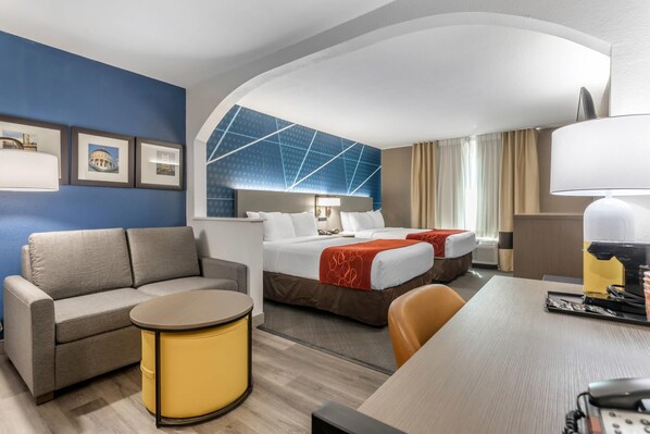 Family Studio Suite, Multiple Beds | Premium bedding, down duvets, desk, laptop workspace