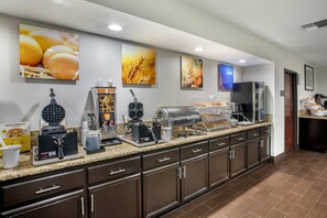 Free daily buffet breakfast 