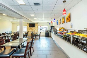 Free daily full breakfast 