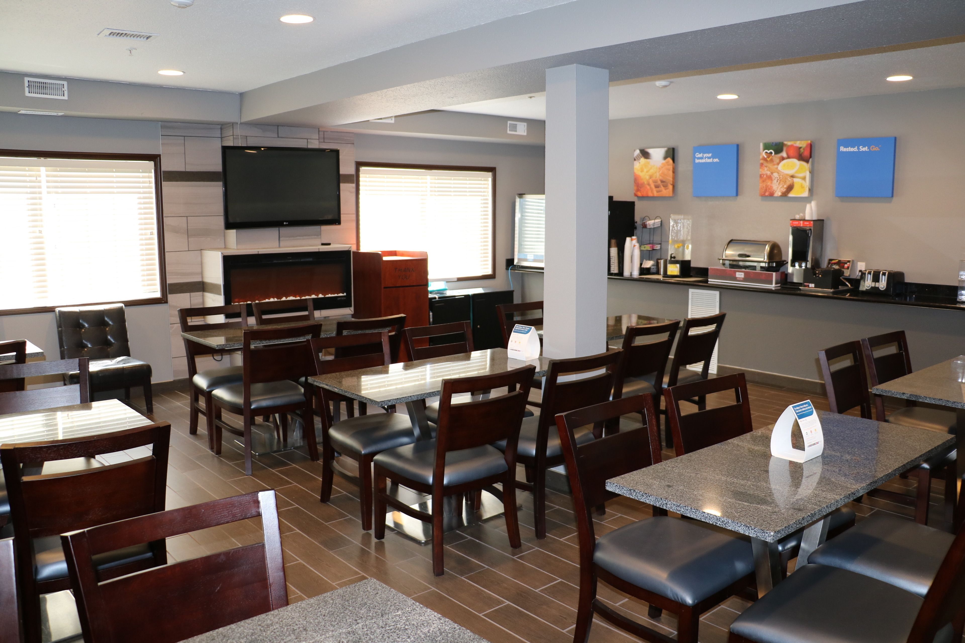 Free daily full breakfast 