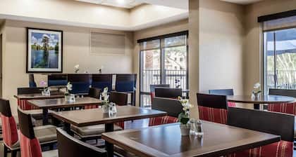 Comfort Suites Tallahassee Capitol - University Area