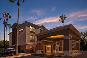 Exterior - Comfort Suites Tallahassee Capitol - University Area (Tallahassee)