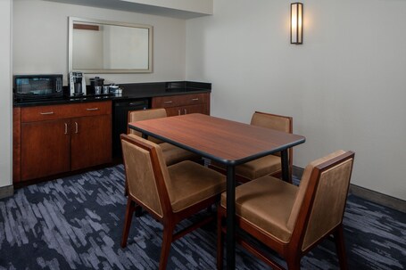 Fairfield Inn Suites by Marriott Destin - Image 24