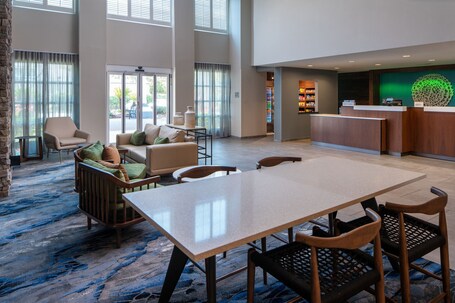 Fairfield Inn Suites by Marriott Destin - Image 5