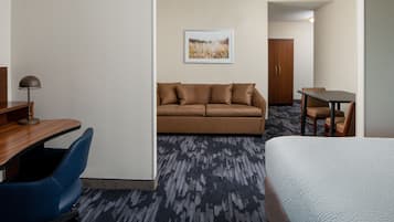 Premium bedding, in-room safe, blackout drapes, iron/ironing board