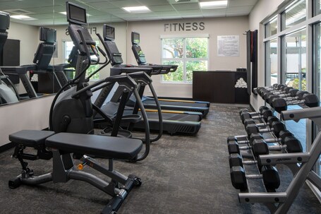 Fairfield Inn Suites by Marriott Destin - Image 9