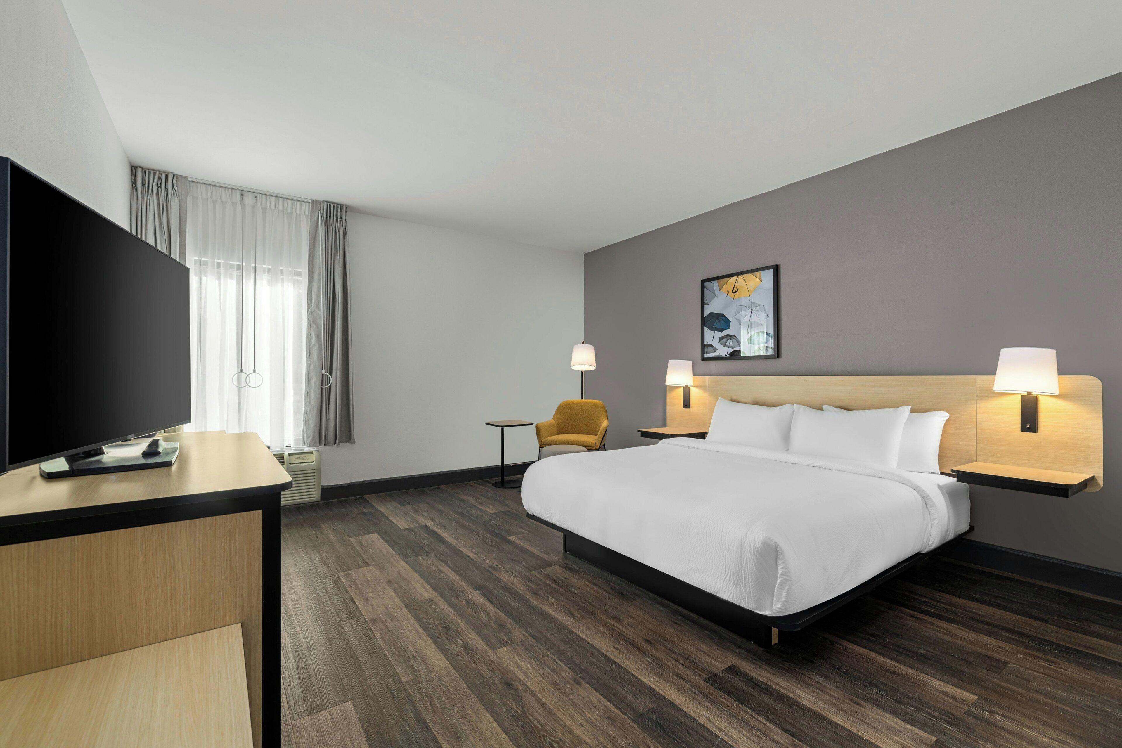 ห้องพัก, เตียงคิงไซส์ 1 เตียง | โต๊ะทำงาน, เตารีด/โต๊ะรีดผ้า, เปล/เตียงเด็กอ่อน (ฟรี), เตียงเสริม/เปล