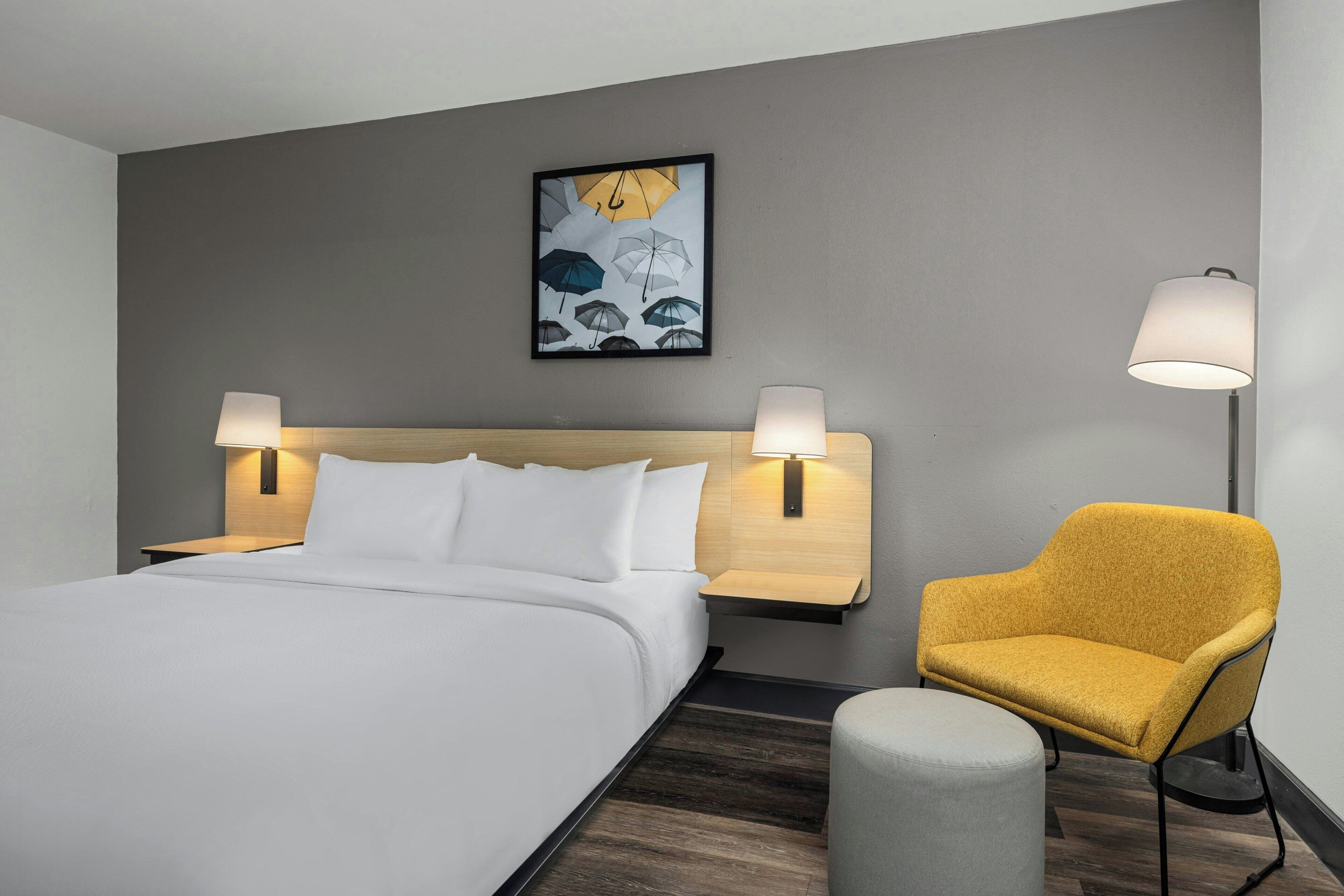 ห้องพัก, เตียงควีนไซส์ 2 เตียง | โต๊ะทำงาน, เตารีด/โต๊ะรีดผ้า, เปล/เตียงเด็กอ่อน (ฟรี), เตียงเสริม/เปล