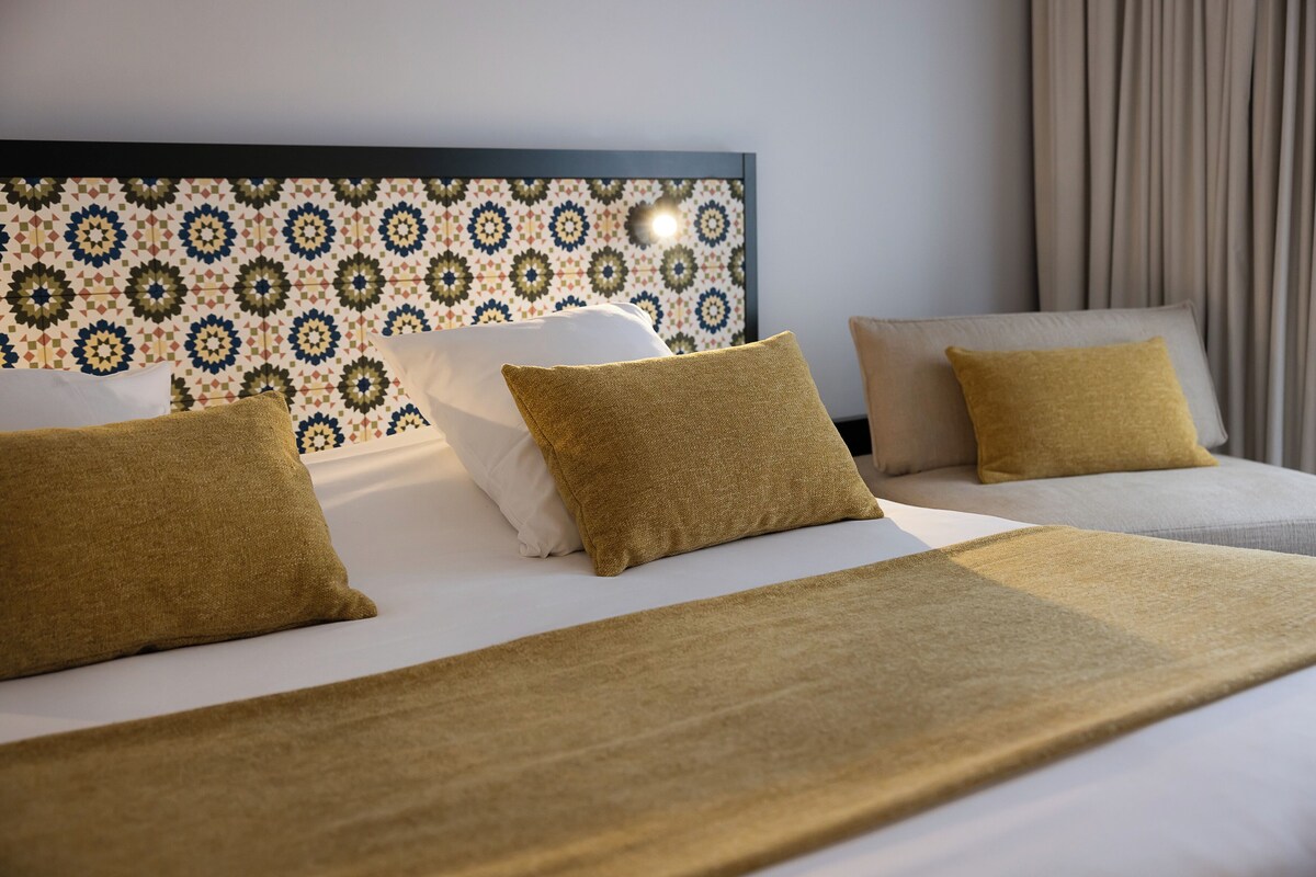 Premium bedding, pillowtop beds, in-room safe, desk
