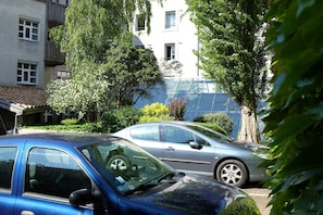Self-parking (surcharge) 15 per night