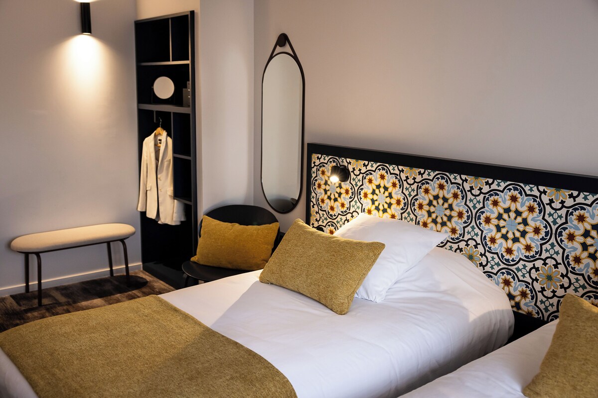 Premium bedding, pillowtop beds, in-room safe, desk