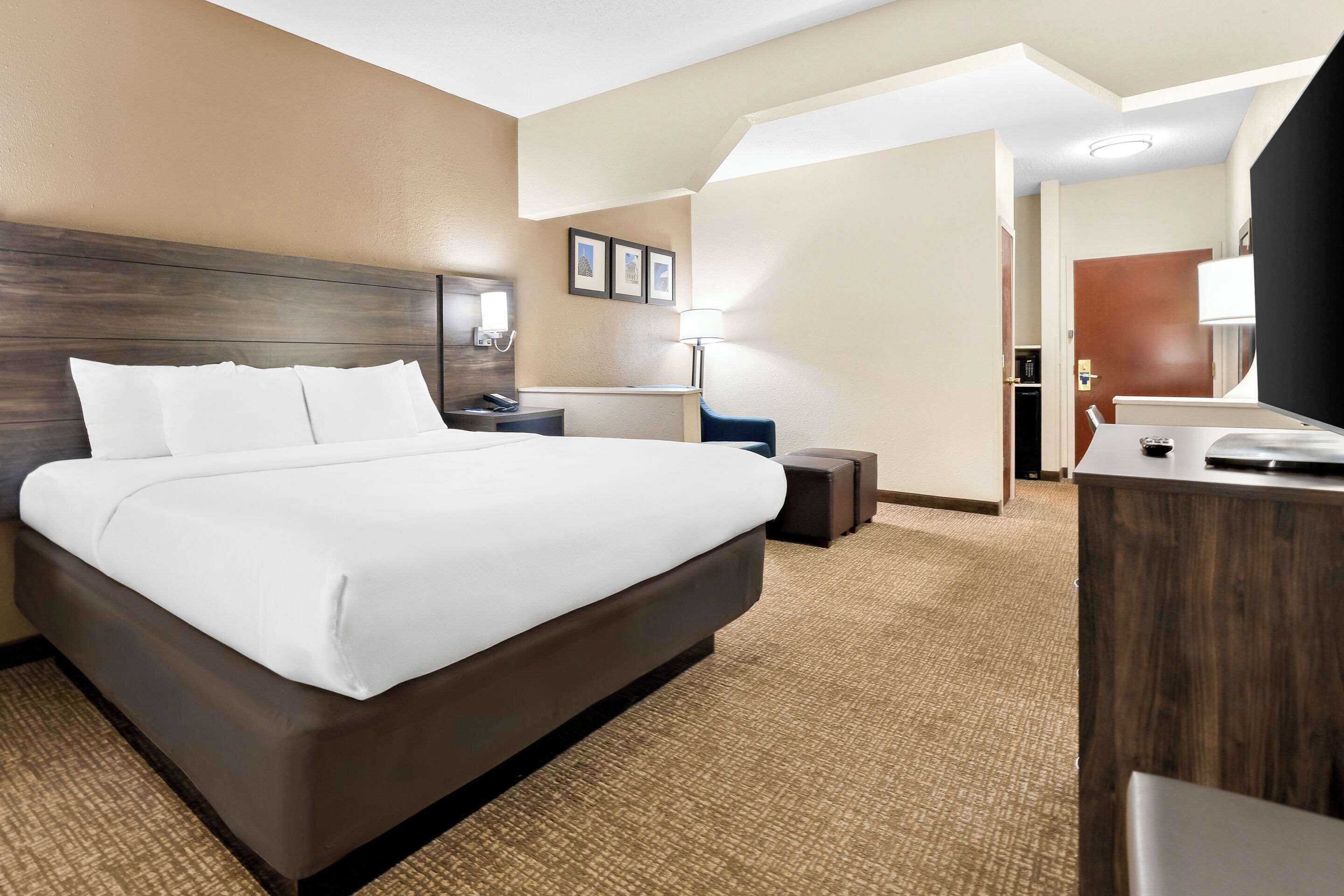 premium bedding, desk, iron/ironing board, free cots/infant beds