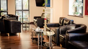 Lobby sitting area - Dublin Central Inn (Dublin)