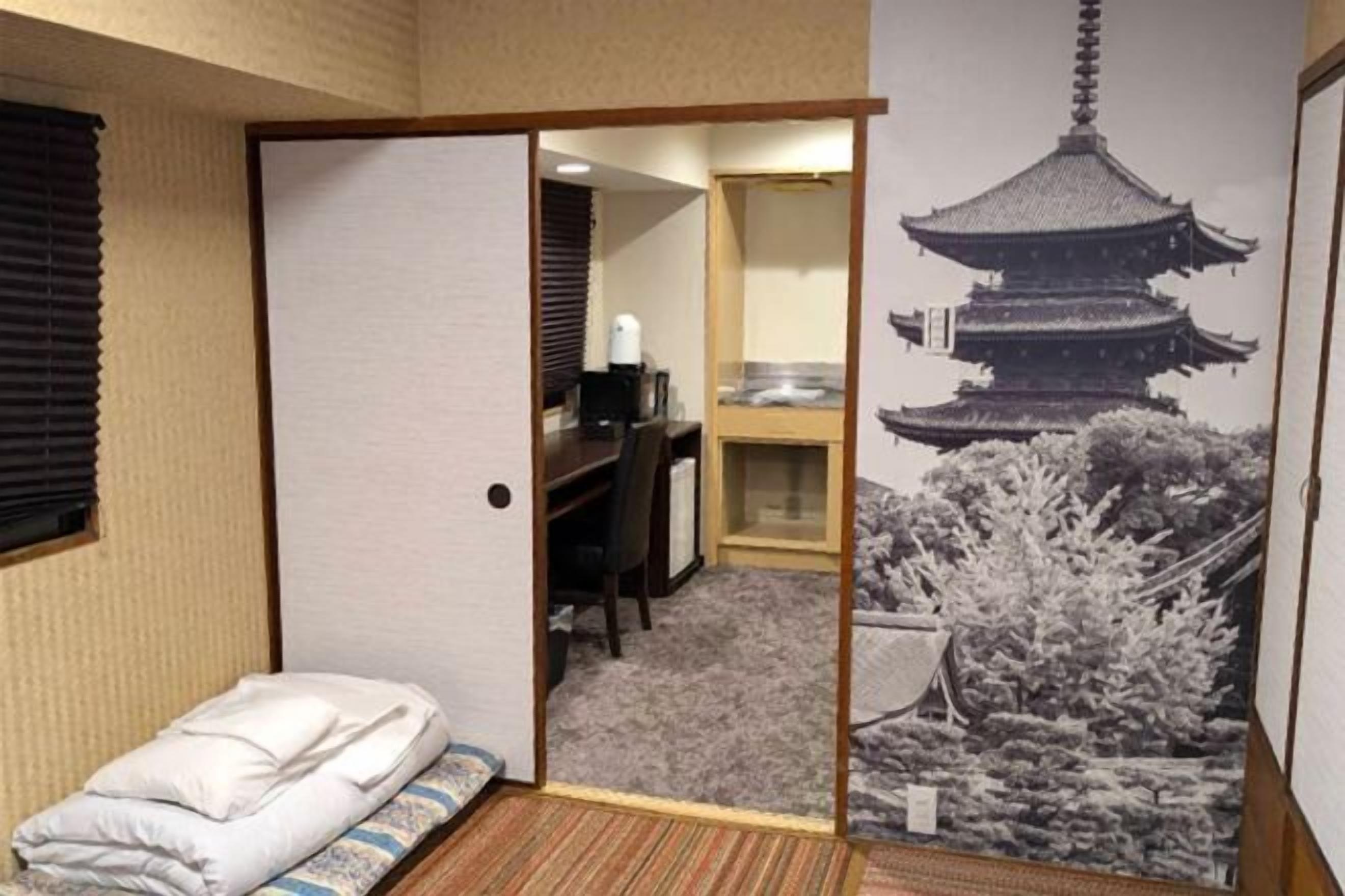 書桌、熨斗/熨衣板、免費無線上網