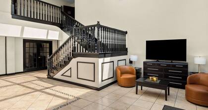 Quality Inn & Suites Lafayette
