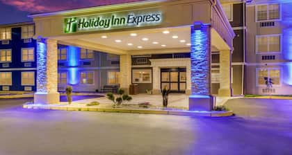 Holiday Inn Express Plymouth by IHG