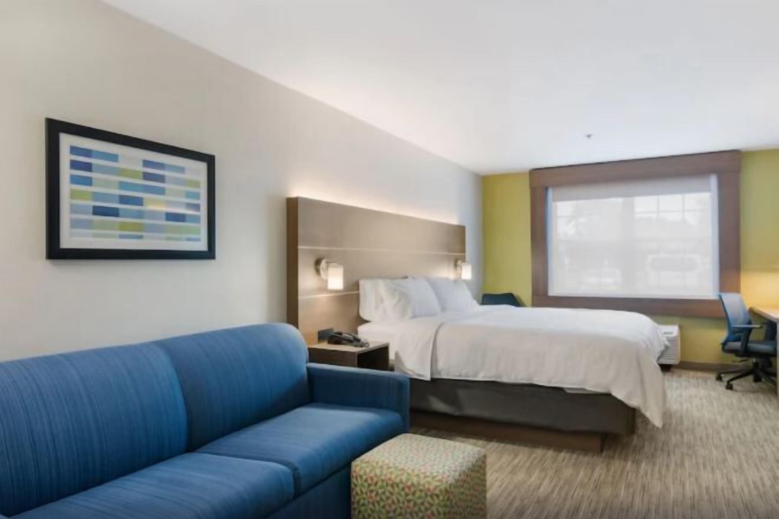 In-room safe, iron/ironing board, free cribs/infant beds, rollaway beds